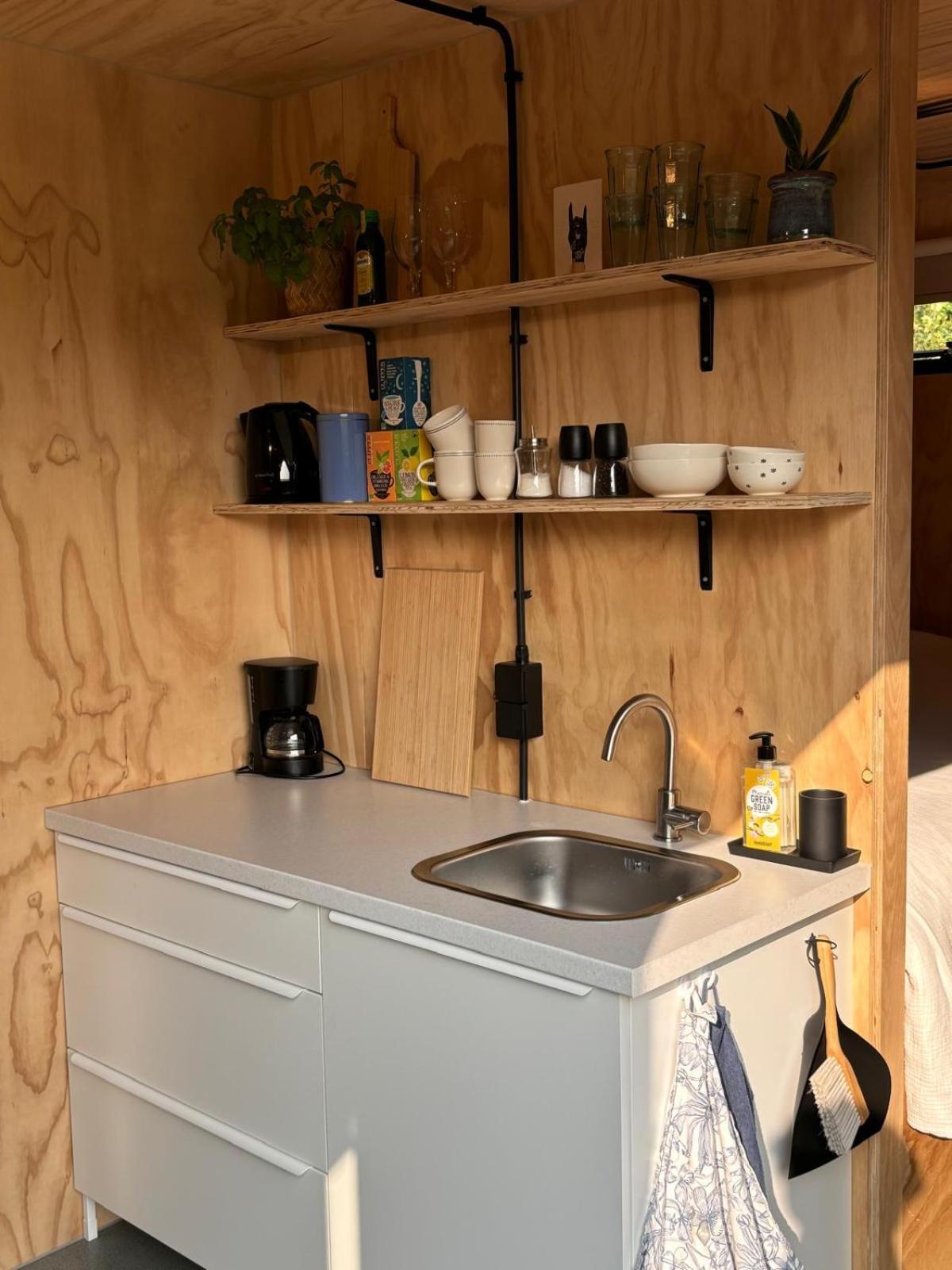 Tiny House The Cabin Peize Экстерьер фото